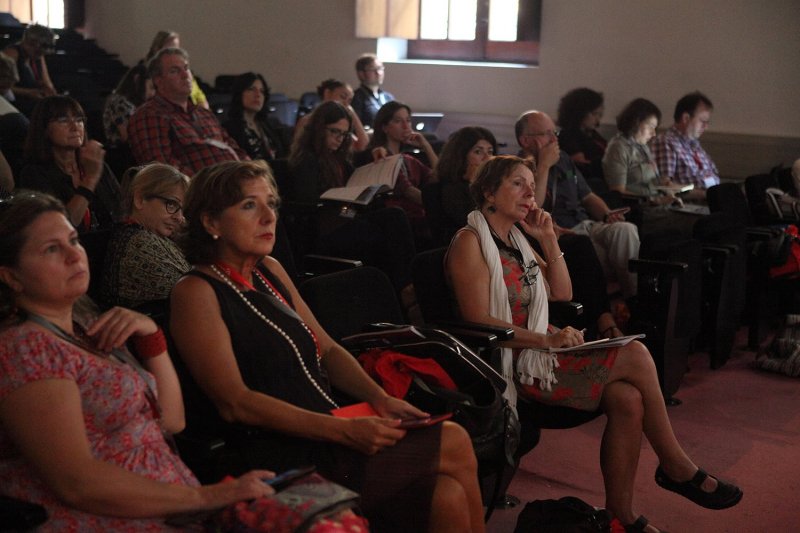 2016 ENCATC Congress - Cultural Management Education in Risk Societies - Towards a Paradigm and Policy Shift?!