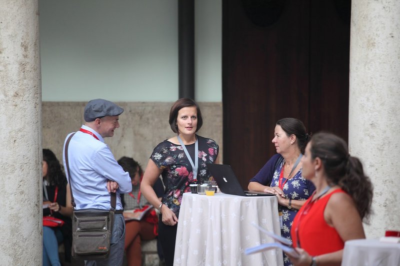 2016 ENCATC Congress - Cultural Management Education in Risk Societies - Towards a Paradigm and Policy Shift?!