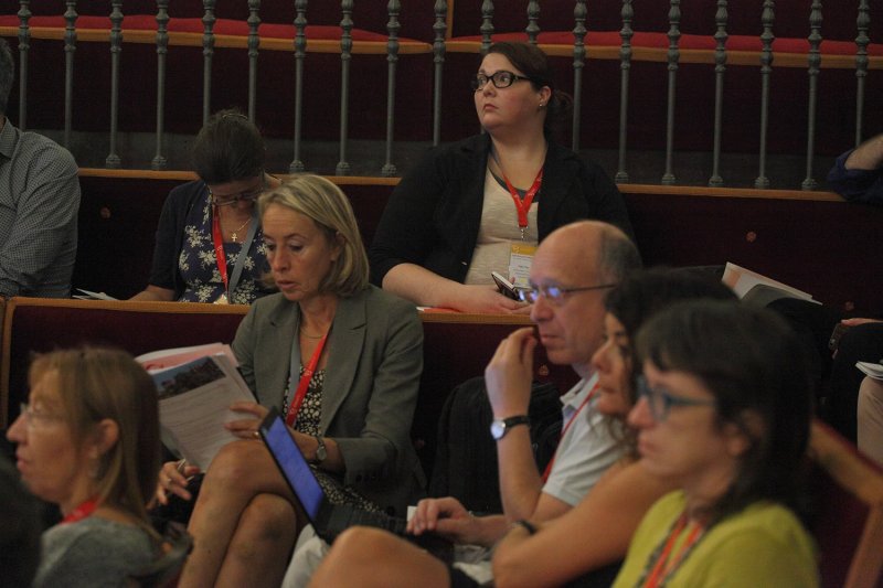 2016 ENCATC Congress - Cultural Management Education in Risk Societies - Towards a Paradigm and Policy Shift?!