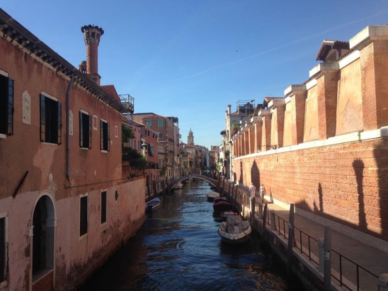 Cultural walking tour in Venice