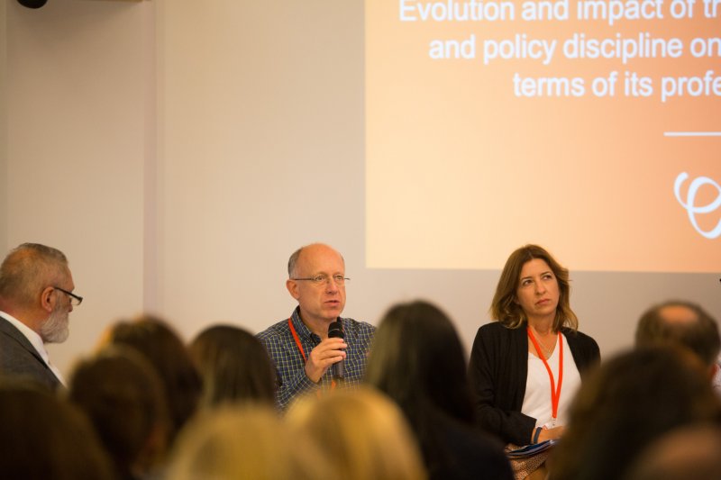 2017 ENCATC Congress - Click, Connect and Collaborate! New directions in sustaining cultural networks